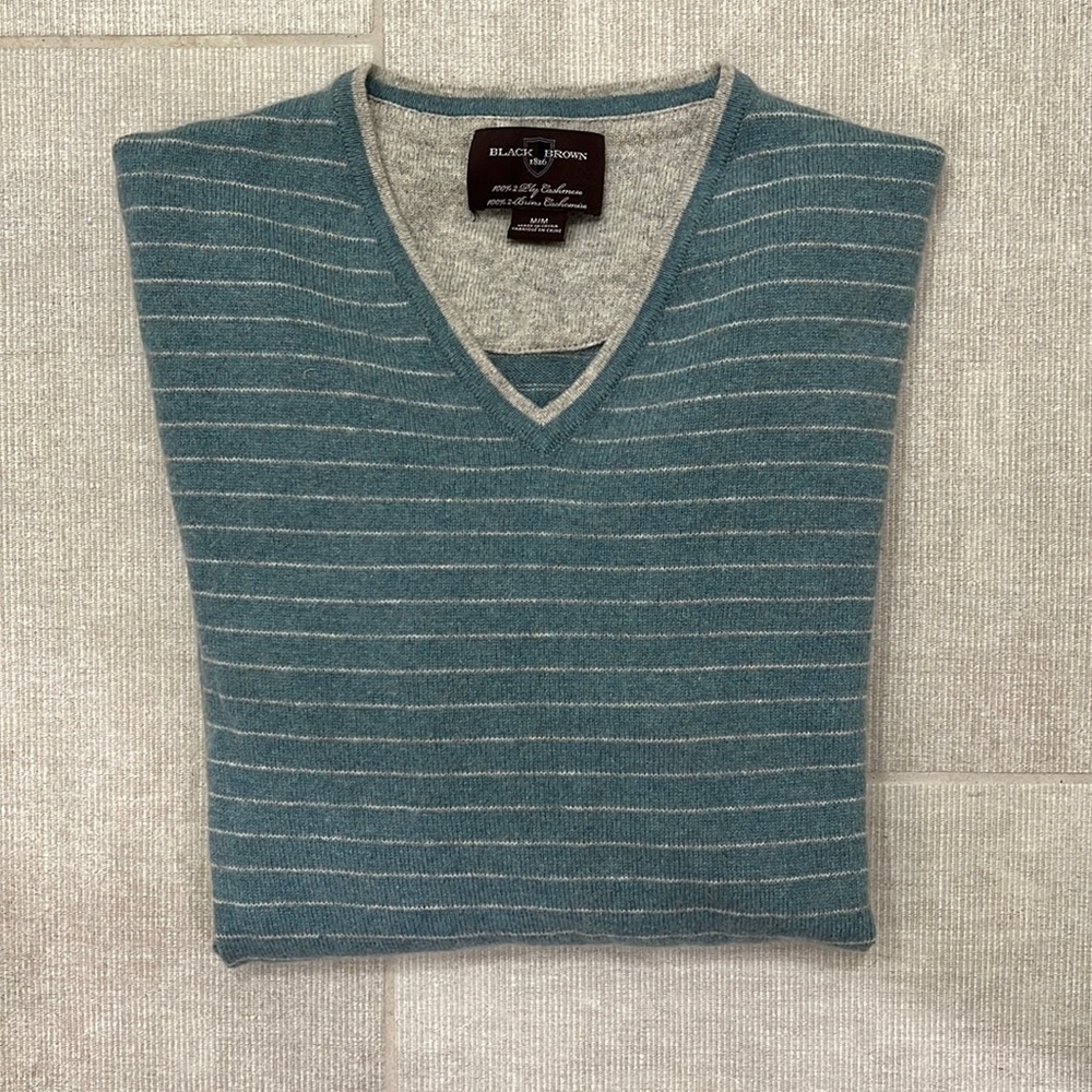 Black Brown 1826 Cashmere Vneck Sweater Size Medium